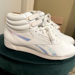 Reebok Freestyle Hi white/silver metallic sneakers